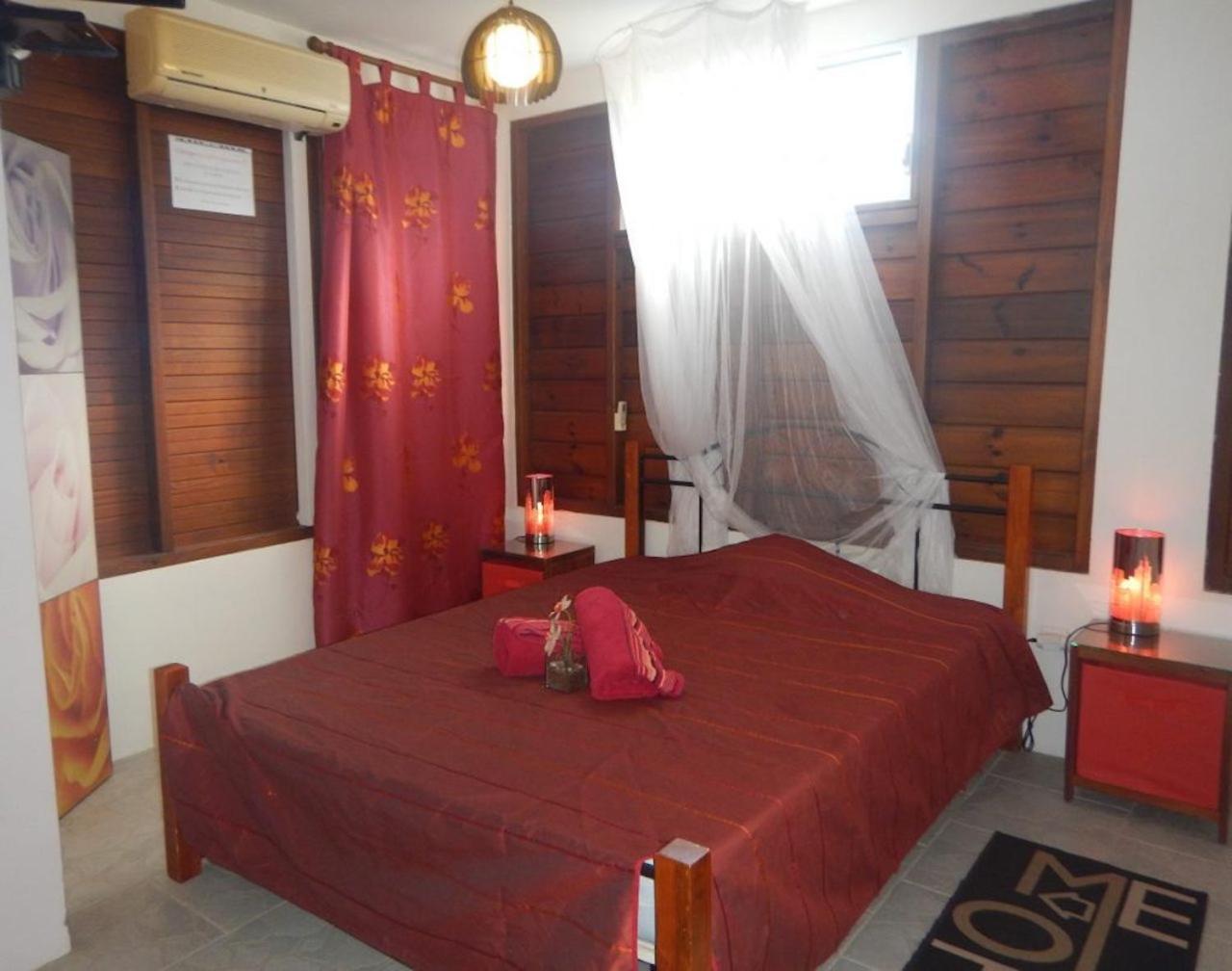 Les Joyaux De Balata Apartment Saint-Joseph Екстериор снимка